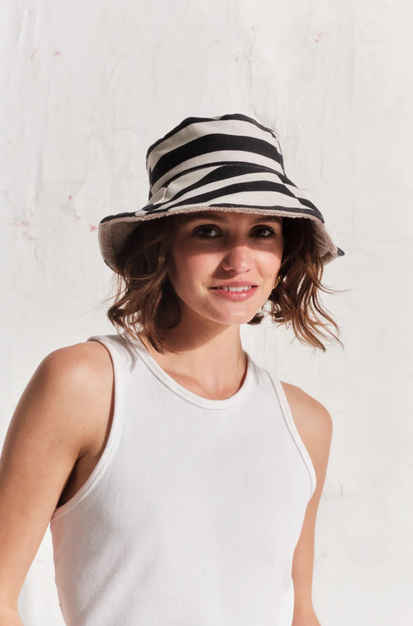 Terry Bucket Hat “Double-Sided