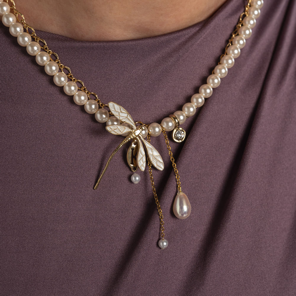 Fly Pearl Necklace