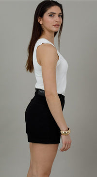 Mia Shorts Black