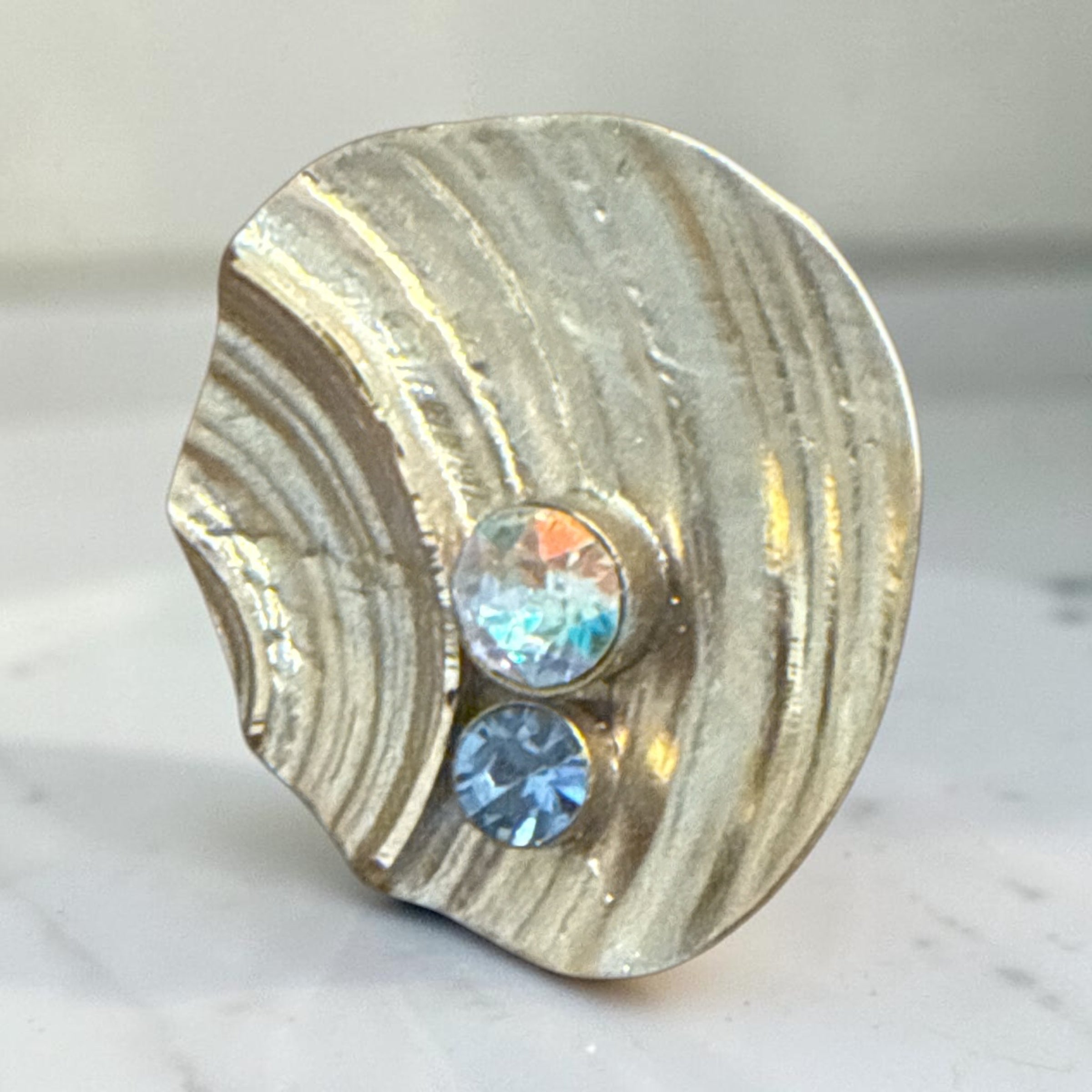Ostrea Blue Crystal Ring