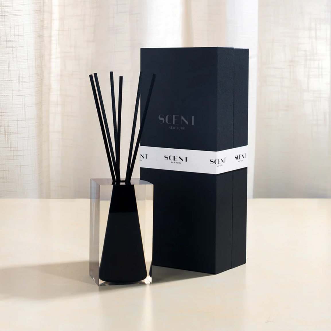 Santal - Renaissance Reed Diffuser - BLACK