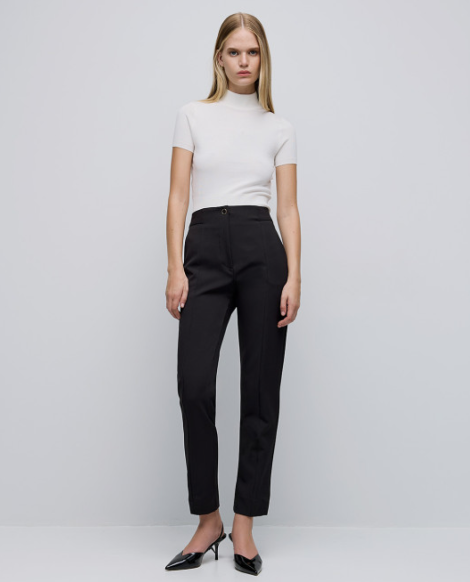 Straight-leg pants with slits