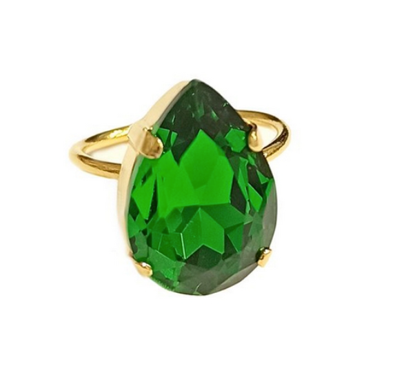 Tear Drop Green Ring