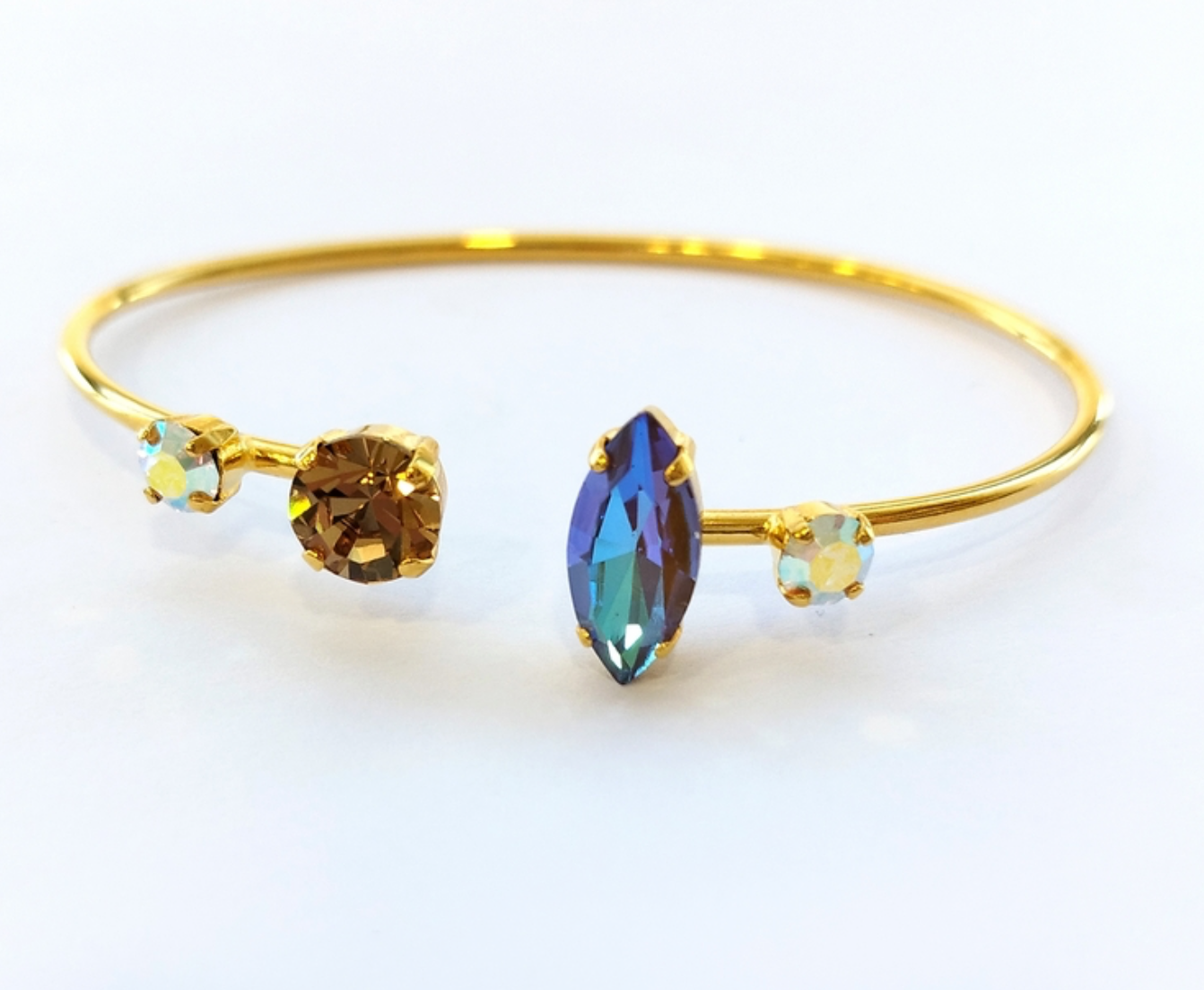 Fantasy Crystal Bangle Gold