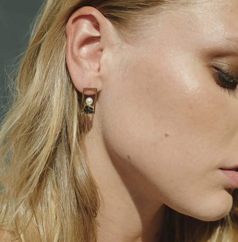 Scene Earrings