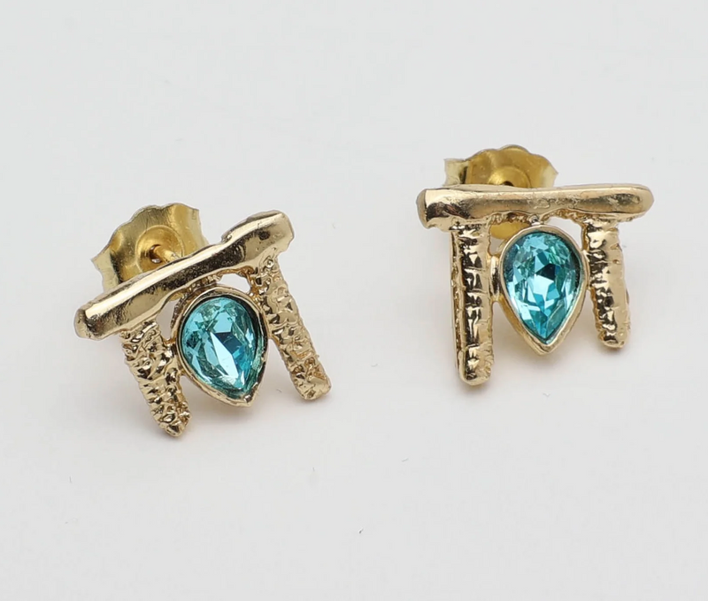 Celune Stud Earrings Amethyst Light Crystal