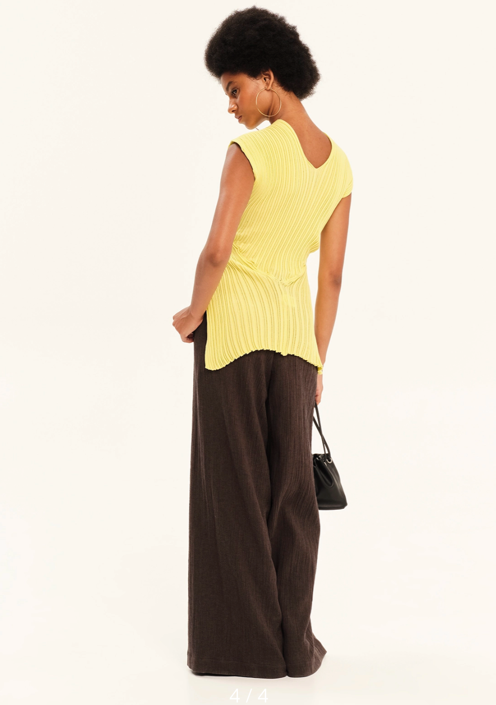 Seashells Knit Crossed Top