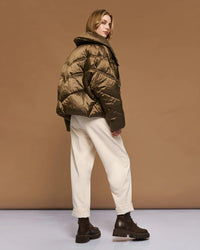 Short Olive Puffer Jacket With Faux Fur
